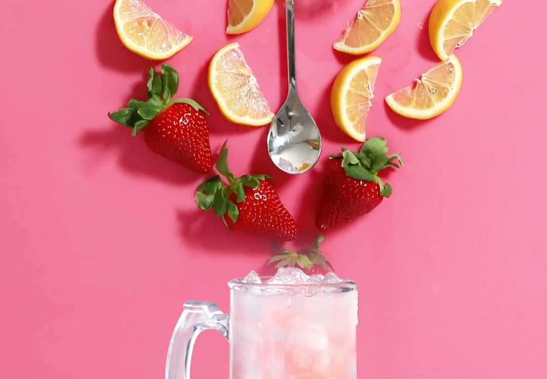 Applebee’s Is Selling Vodka Strawberry Lemonade For $1 Throughout February