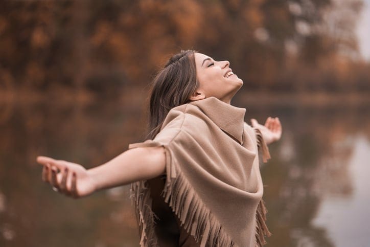 13 Easy Ways To Live A Happier & More Fulfilling Life