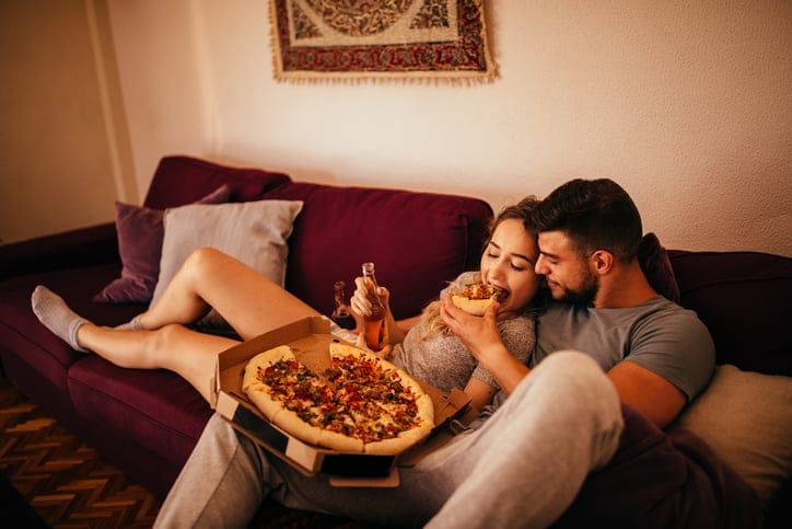 Bad News, Ladies: Happy Relationships Really Do Make You Fat