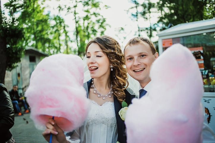 Brides Are Trading Their Wedding Bouquets For Cotton Candy & It’s The Best Idea Ever