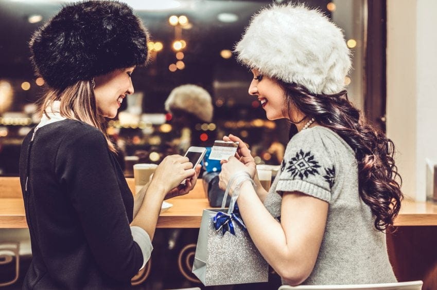 10 Fun Ways To Celebrate Christmas With Your BFF