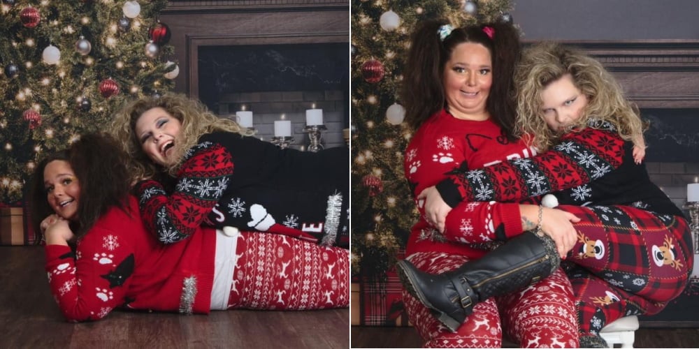 Best Friends Get In The Festive Spirit With Hilarious '80s